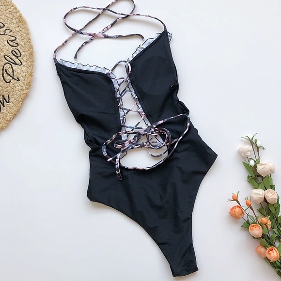 🔥Ruffled Cut Lace Tie One Piece Bathing Suit - Picture 3 of 4